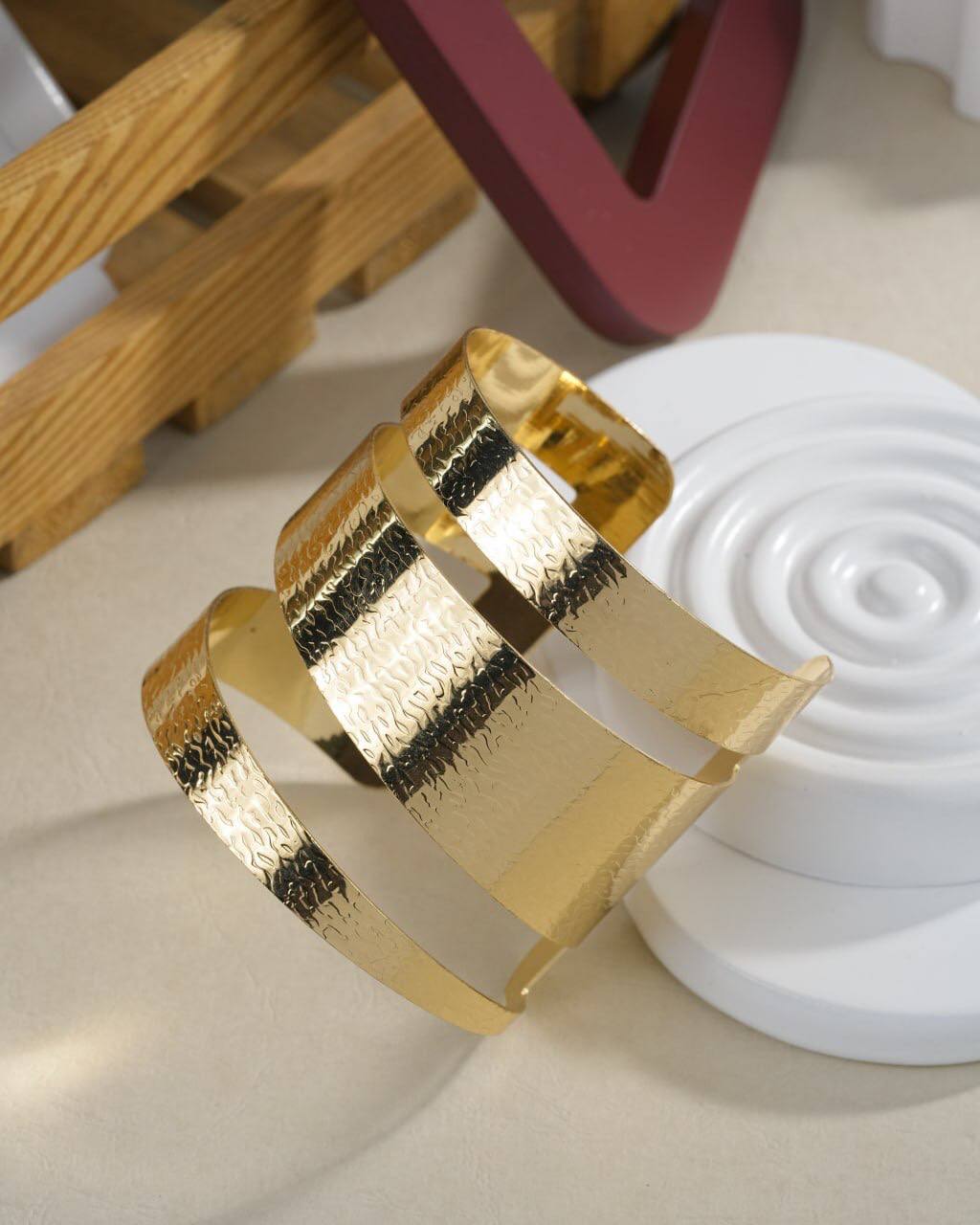 Korean Textured Triple-Band Cuff Bracelet – Hammered Gold Statement Bangle