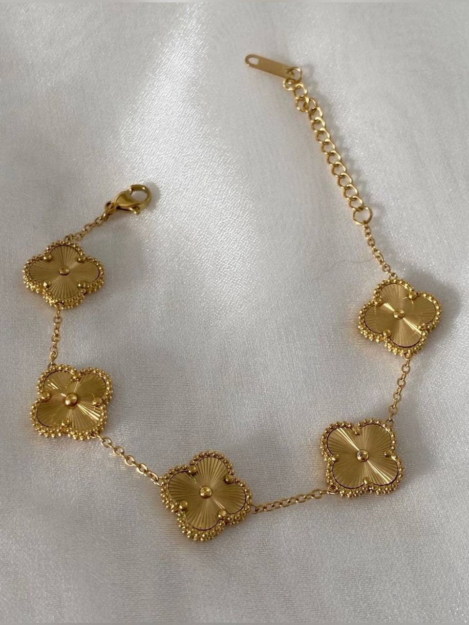 Four-Leaf Clover Luxe Bracelet –  Gold