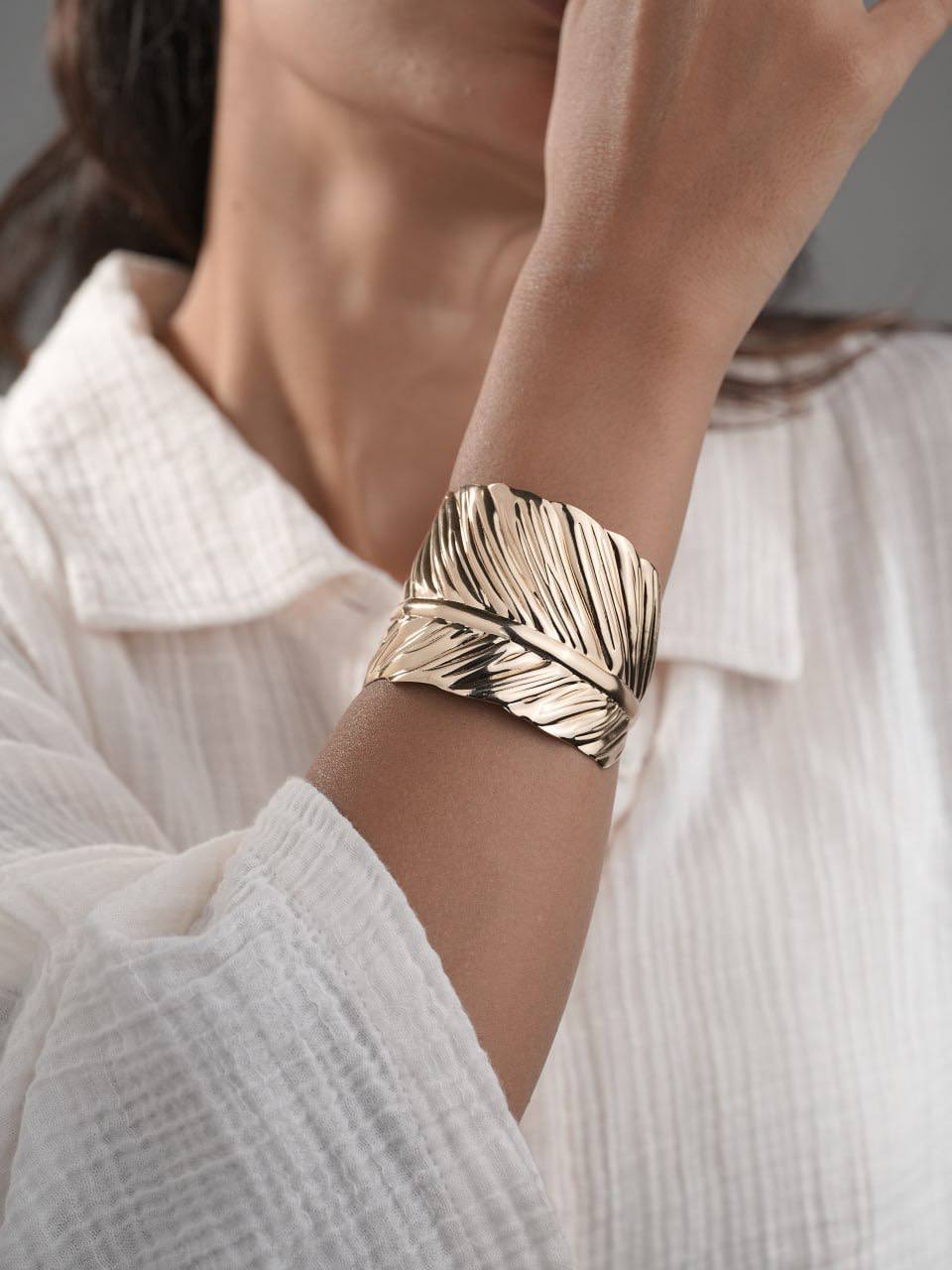 Sculpted Gold Leaf Cuff – Modern Statement Bracelet